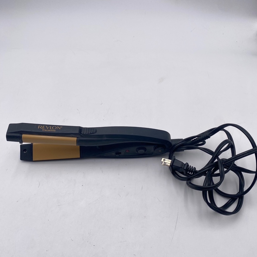 REVLON Ceramic RVST2024 Flat Iron Hair Straightener Black Gold 1" Plates Travel
